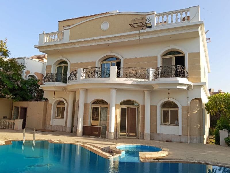 Luxury Palace for Sale in Moon Land Compound – Sheikh Zayed - photo 3